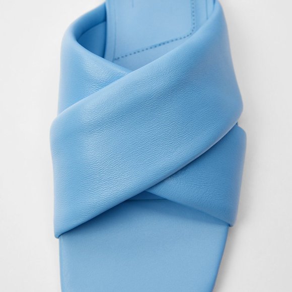 NWOT Padded Flat Leather Zara Sandals - Picture 3 of 10